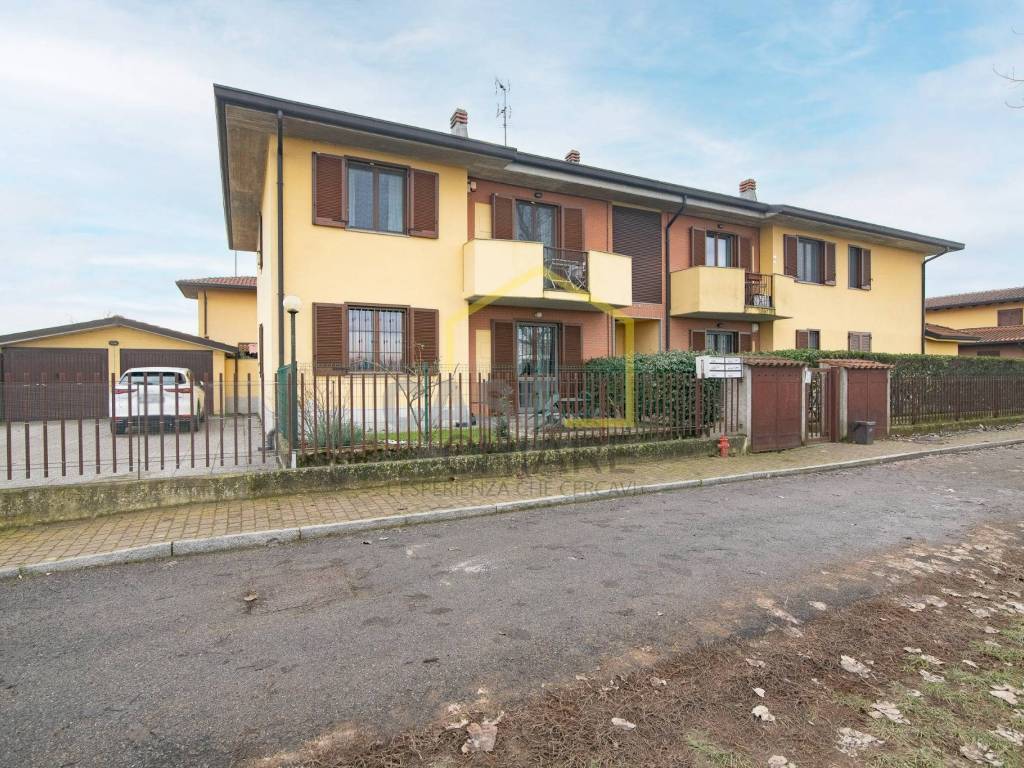 Appartamento a Rognano in Via Indro Montanelli, 7 - Foto 4