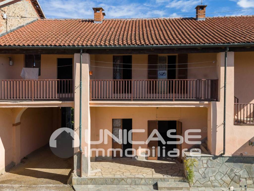 Rustico / casale a Bricherasio in Strada Alliaudo, 9 - Foto 2