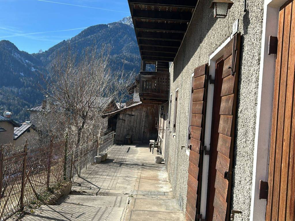 Appartamento a Valle di cadore in Via Maestra, 26 - Foto 2