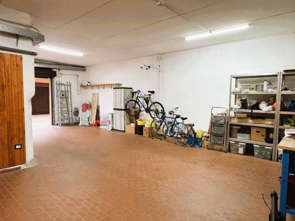 Box / garage a Arese in Via 25 Aprile, 21 - Foto 5