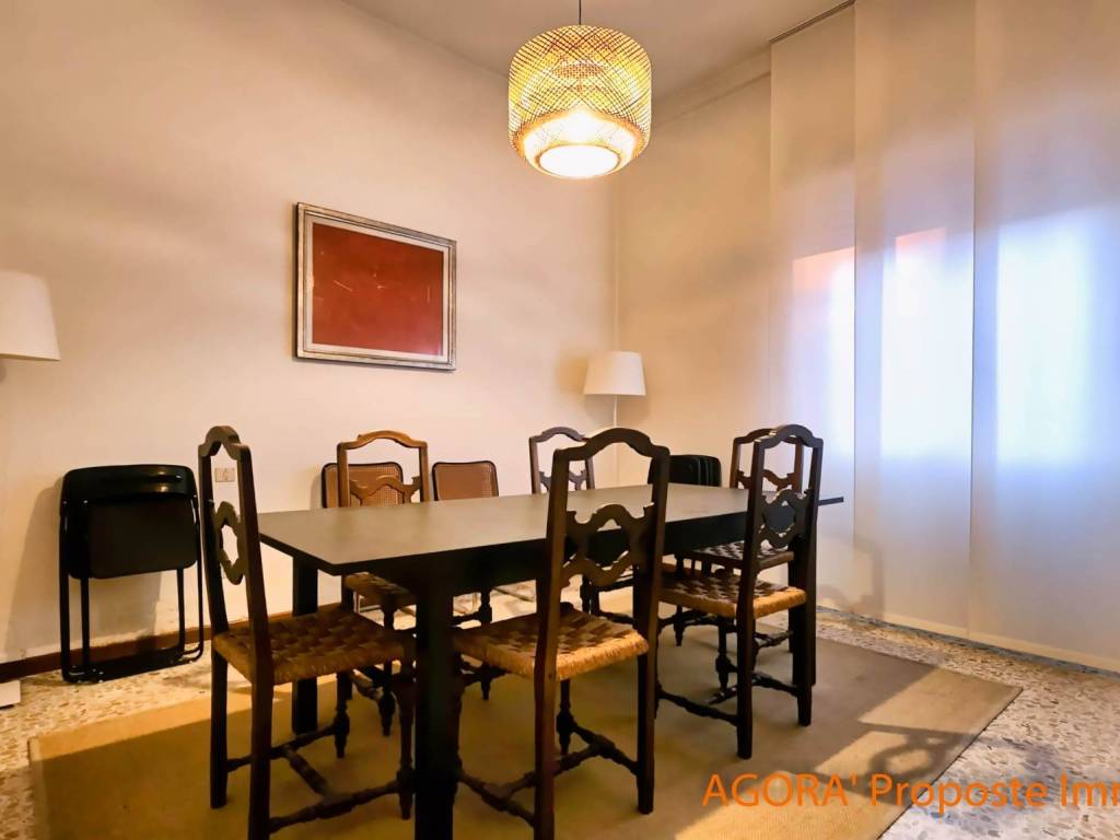 Appartamento a Angera in Via Giuseppe Mazzini, 17 - Foto 2