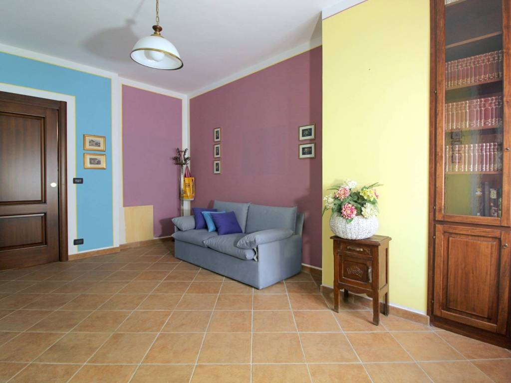 Appartamento a Montà in Via Camillo Benso di Cavour - Foto 4
