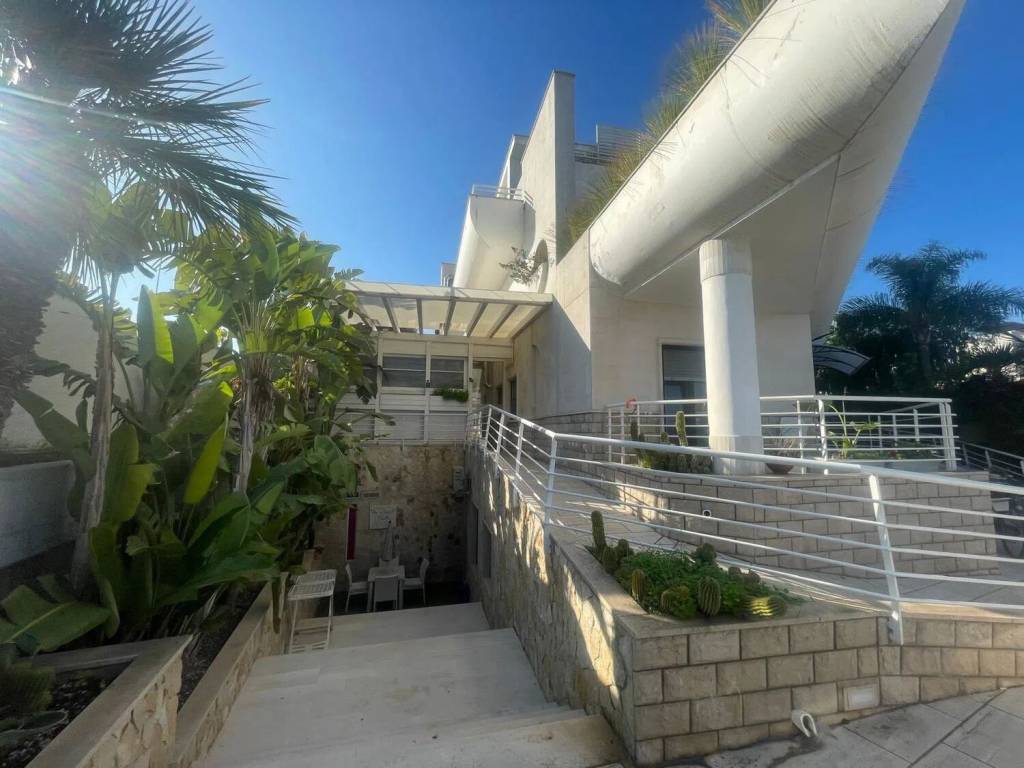Villa a Bisceglie in Via L. Di Molfetta, 185 - Foto 2