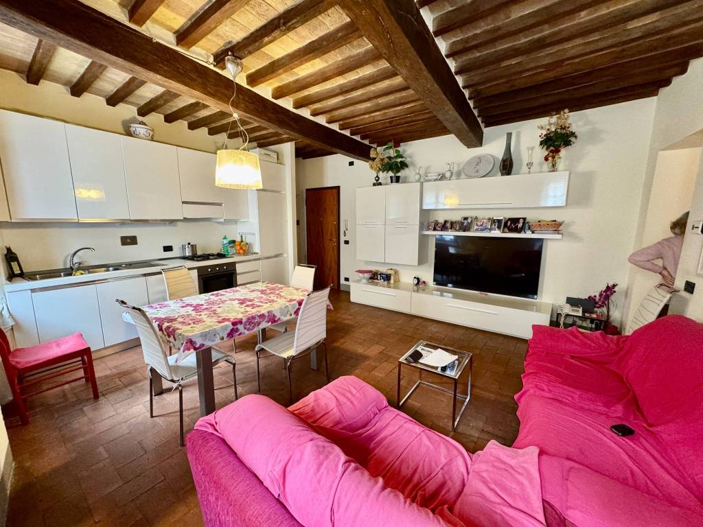 Appartamento a San gimignano in Via 20 Settembre - Foto 2