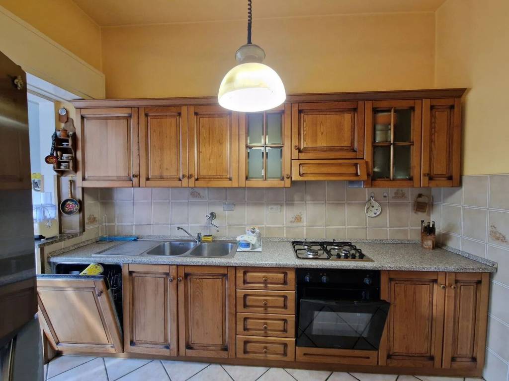 Appartamento a Monsummano terme in Via dell'Unità, 19 - Foto 5
