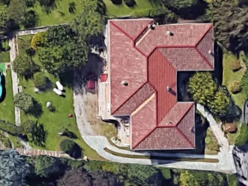 Villa a Erba in Via Biffi, 23 - Foto 2