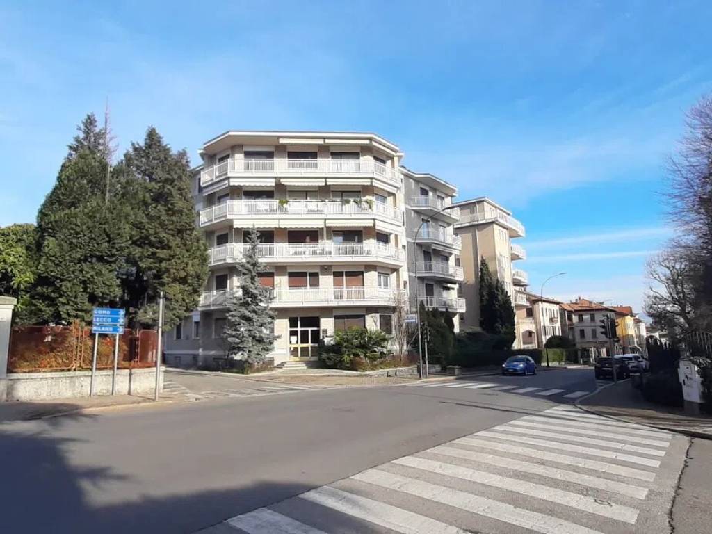 Immobile a Erba in Corso Xxv Aprile, 59 - Foto 2