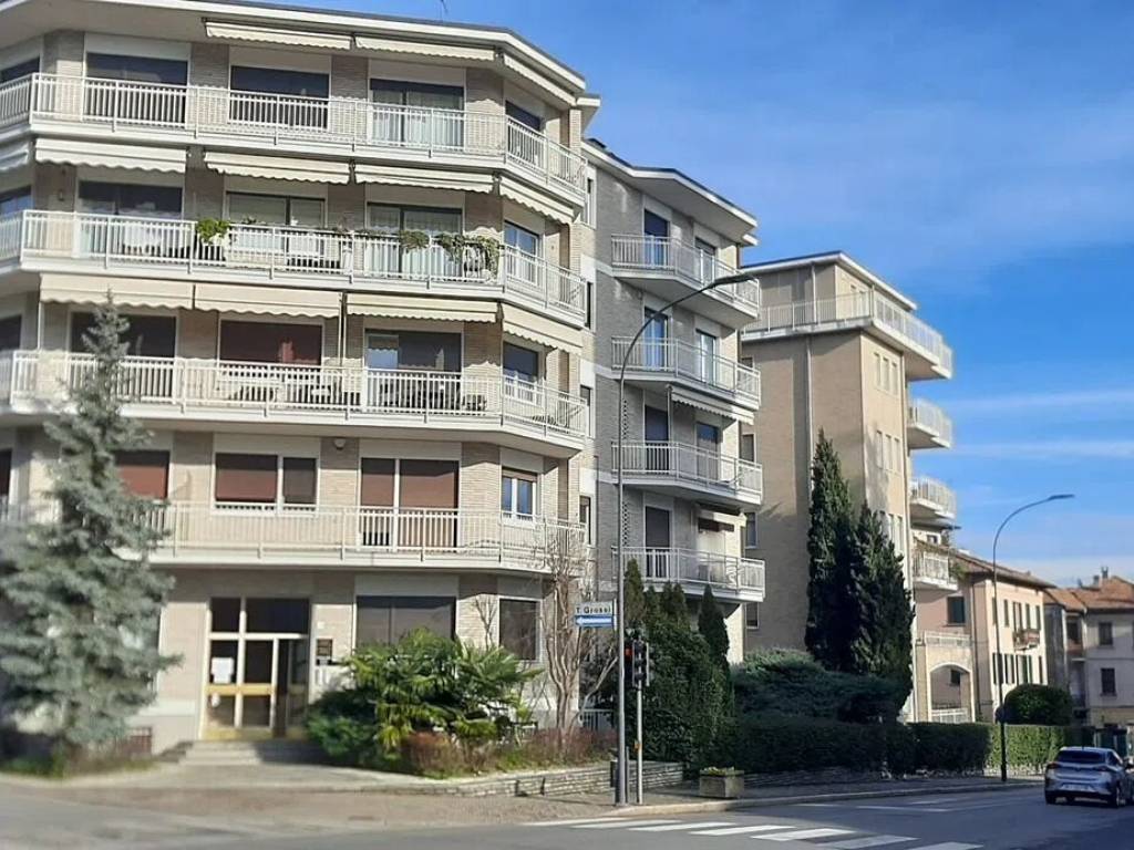 Immobile a Erba in Corso Xxv Aprile, 59 - Foto 3