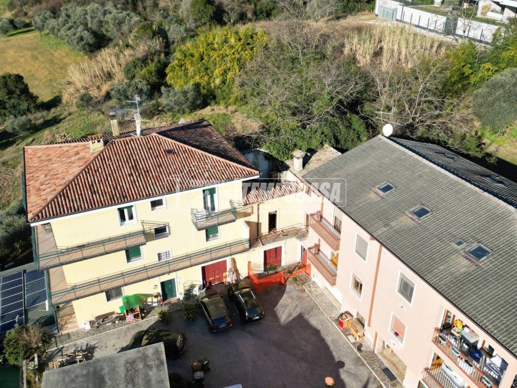 Rustico / casale a Garda in Via Pignoi - Foto 4