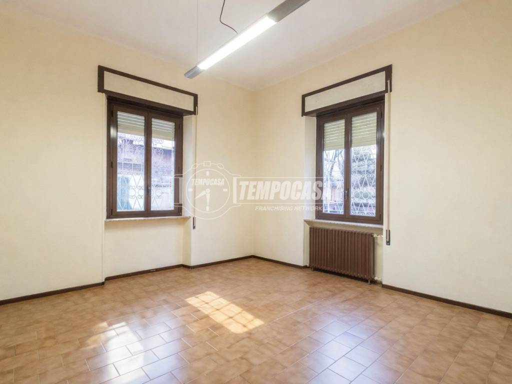 Appartamento a Novara in Viale Curtatone - Foto 3