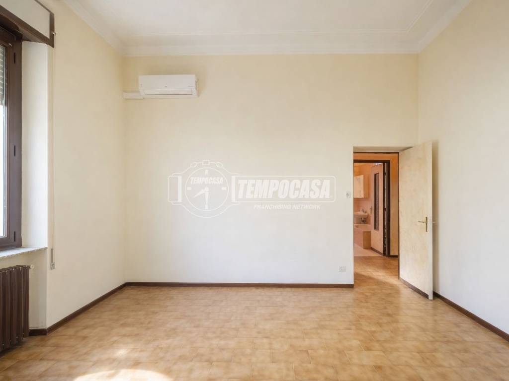 Appartamento a Novara in Viale Curtatone - Foto 5