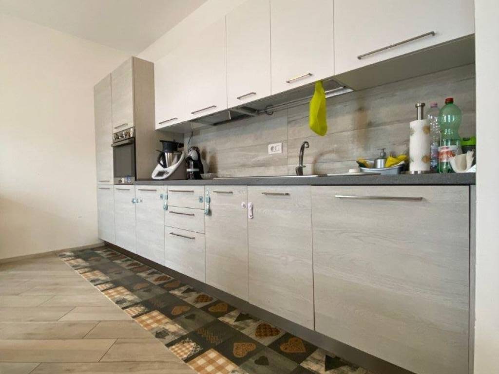 Appartamento a Lecco in Via Azzone Visconti - Foto 2