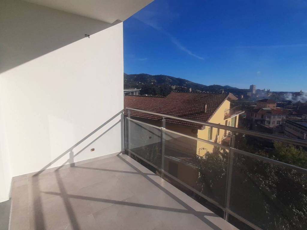 Attico / mansarda a Chiavari in Salita San Michele di Ri - Foto 3