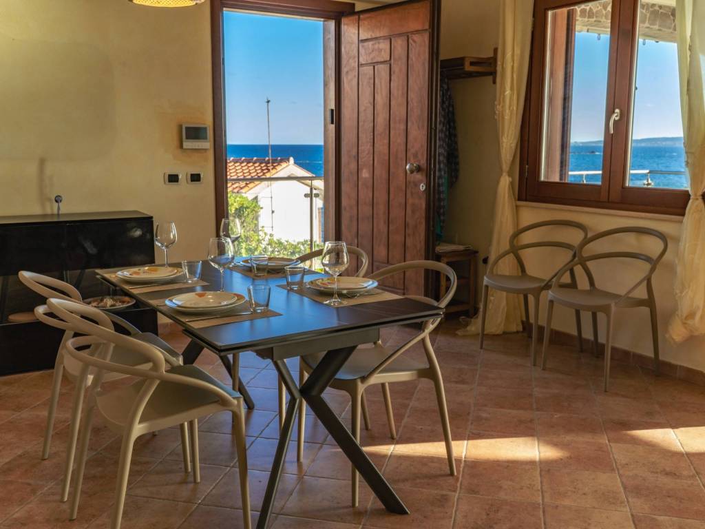 Appartamento a Portoscuso in Viale Leonardo da Vinci, 19 - Foto 2
