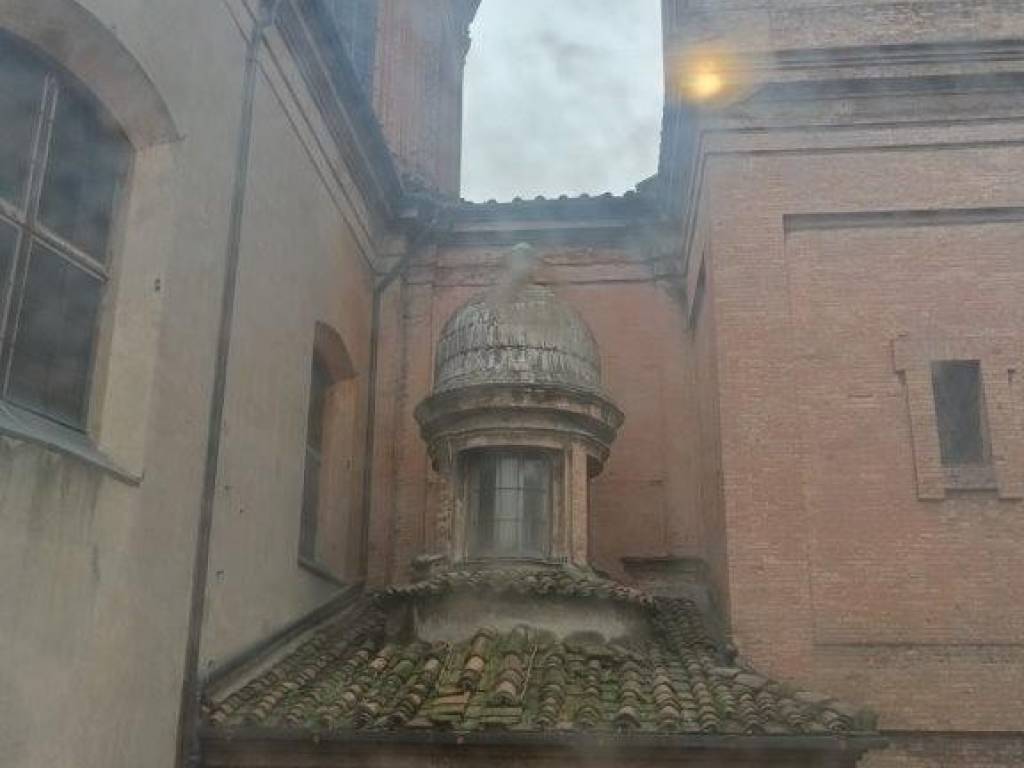 Appartamento a Bologna in Piazza di Porta Ravegnana - Foto 5