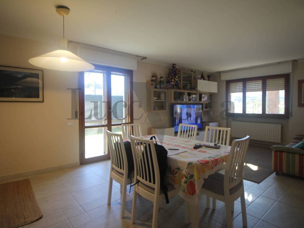 Appartamento a Lucca in Viale Armando Diaz, 71 - Foto 4