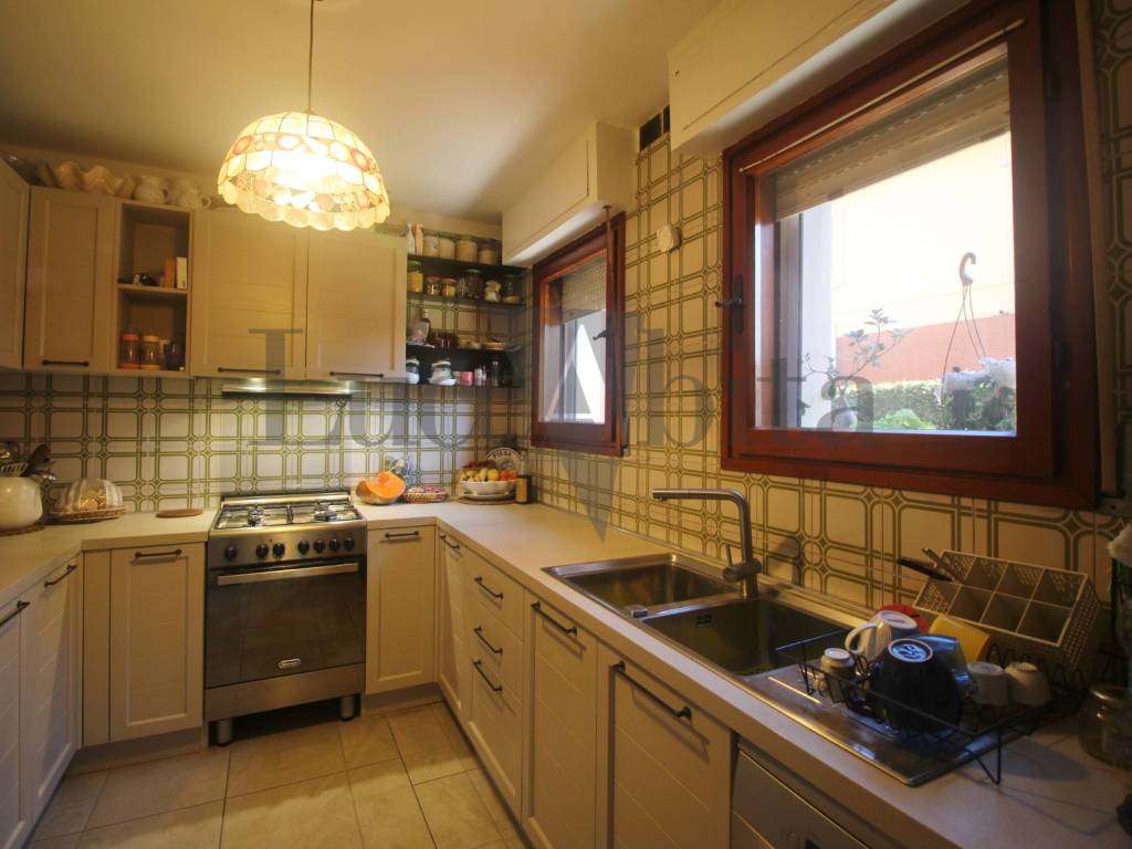 Appartamento a Lucca in Viale Armando Diaz, 71 - Foto 5