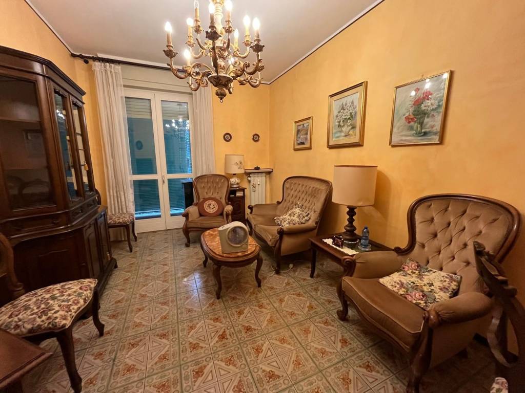 Appartamento a Galliate - Foto 2