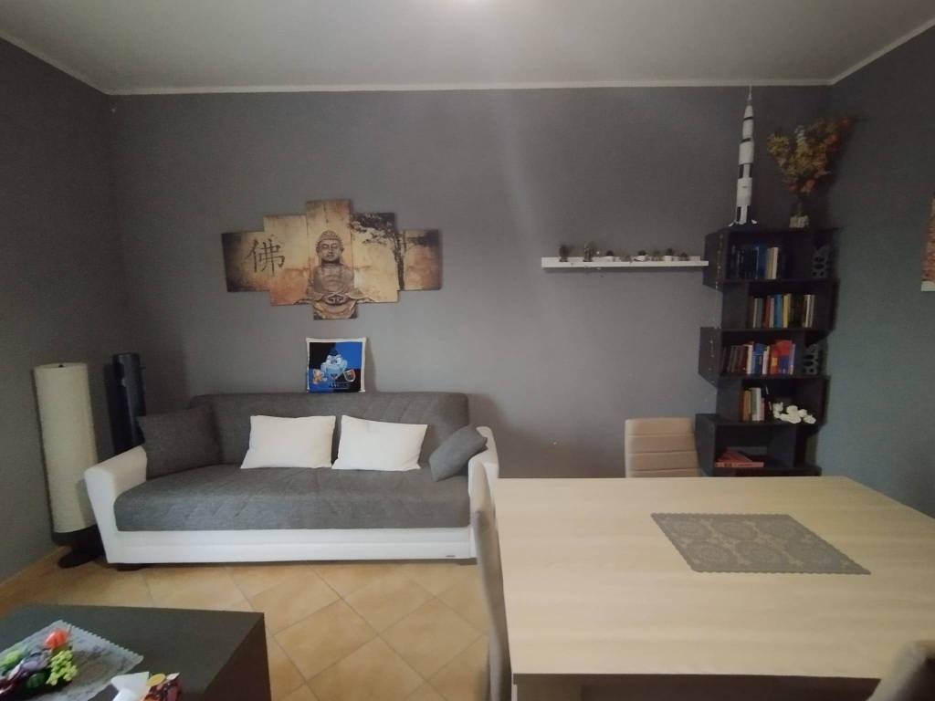 Appartamento a Sesto calende in Via Piave, 83 - Foto 2