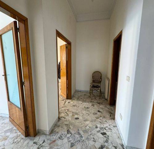 Appartamento a Corato in Viale Vittorio Veneto - Foto 4