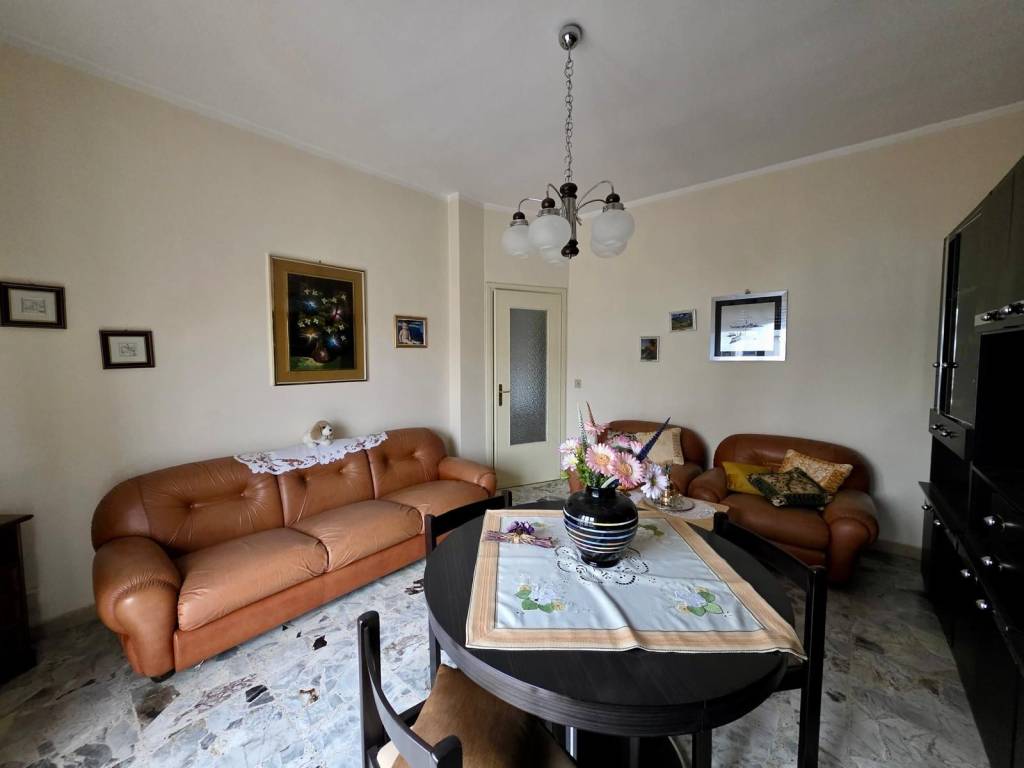 Appartamento a Vercelli in Corso Alessandro Salamano, 7 - Foto 3