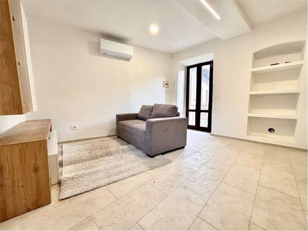 Appartamento a Gavirate in via cavour, 13 - Foto 2