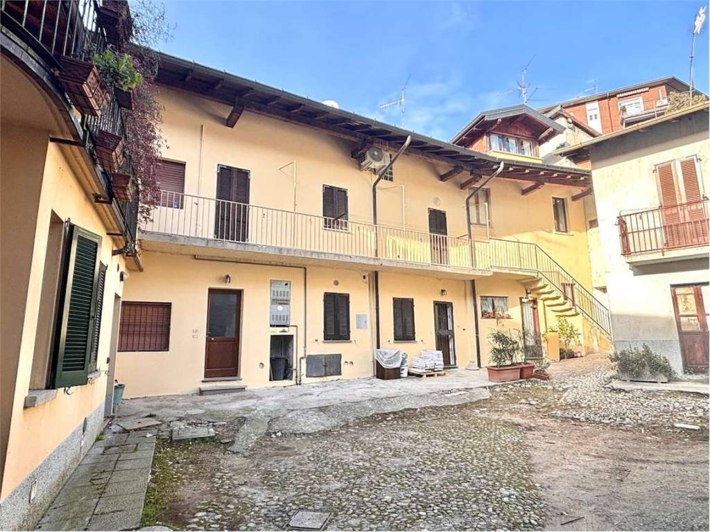 Appartamento a Gavirate in via cavour, 13 - Foto 5