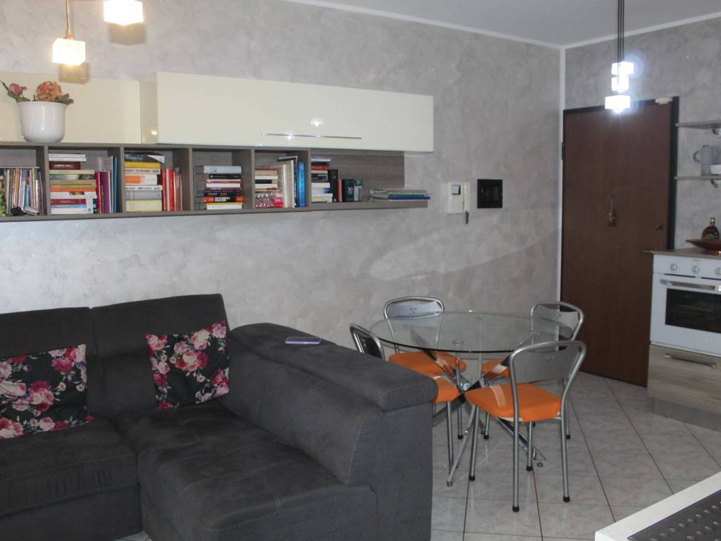 Appartamento a Leinì in Via Giuseppe Bianco - Foto 4