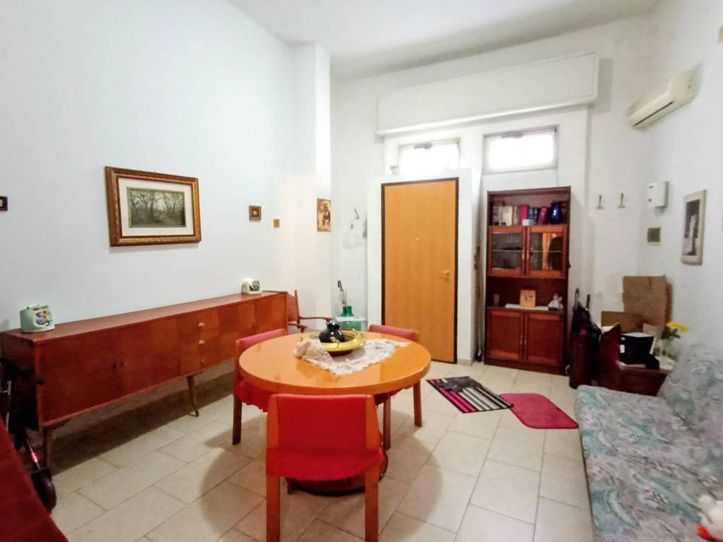 Appartamento a Bari in Via Sigismondo Castromediano, 40 - Foto 2