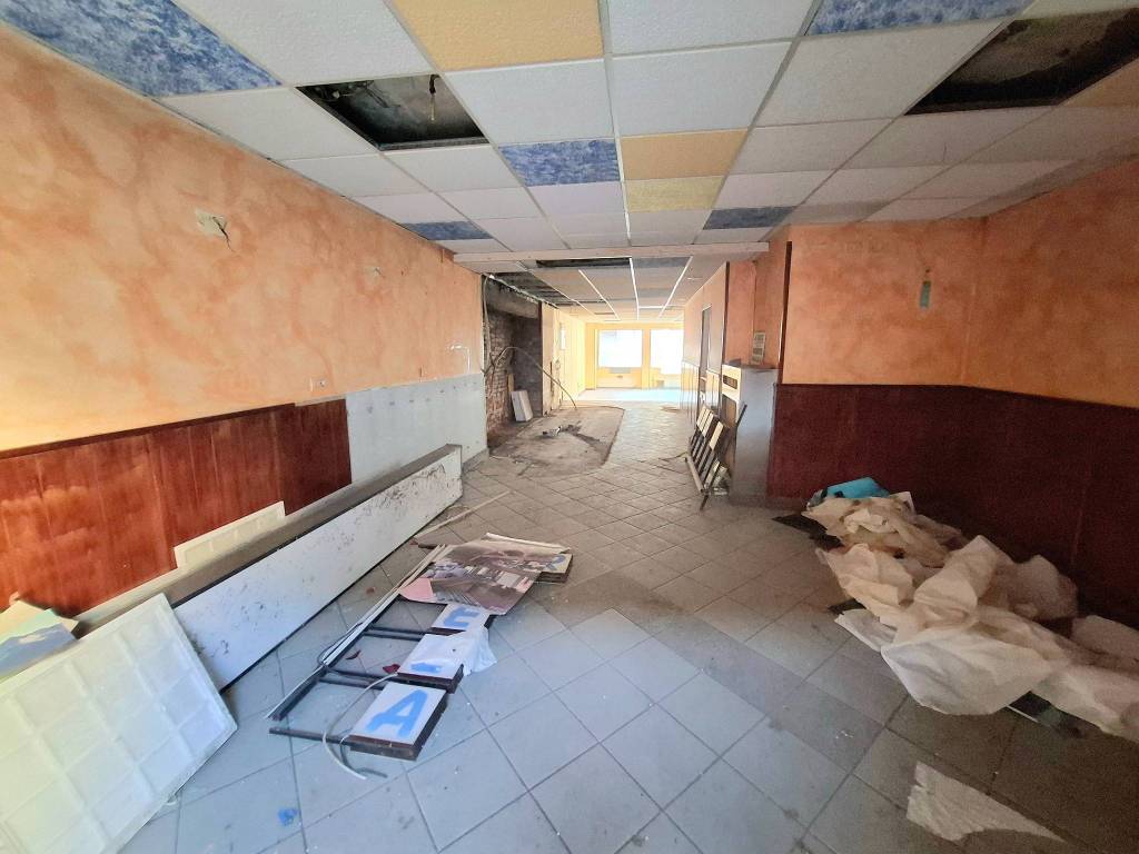 Palazzo / stabile a Saint-vincent in Via E. Chanoux - Foto 3
