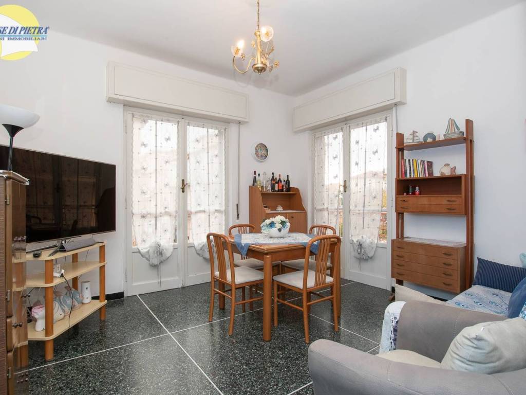 Appartamento a Pietra ligure in via Milano, 22 - Foto 2