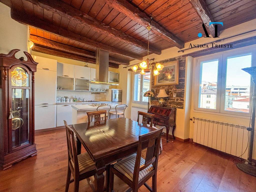 Appartamento a Trieste in Via Enrico Toti, 4 - Foto 3