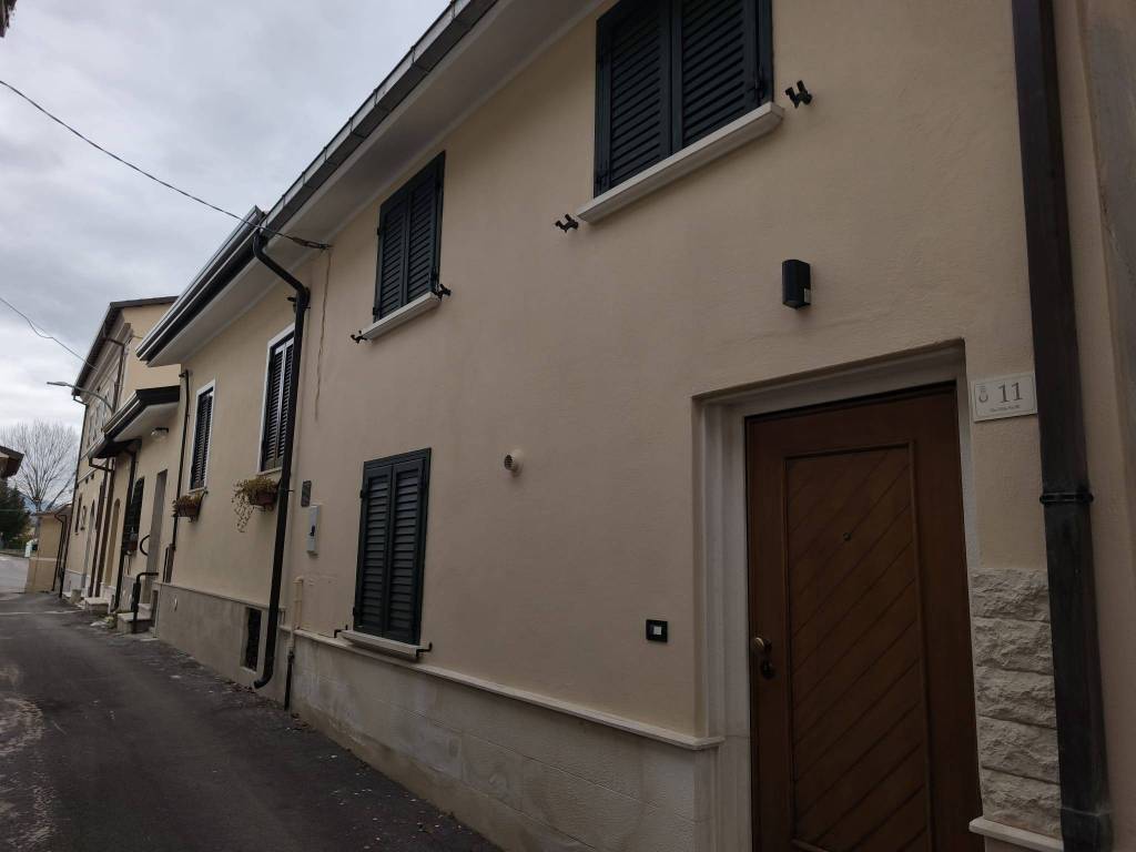 Appartamento a Pizzoli in Via Villa Perilli, 11 - Foto 4