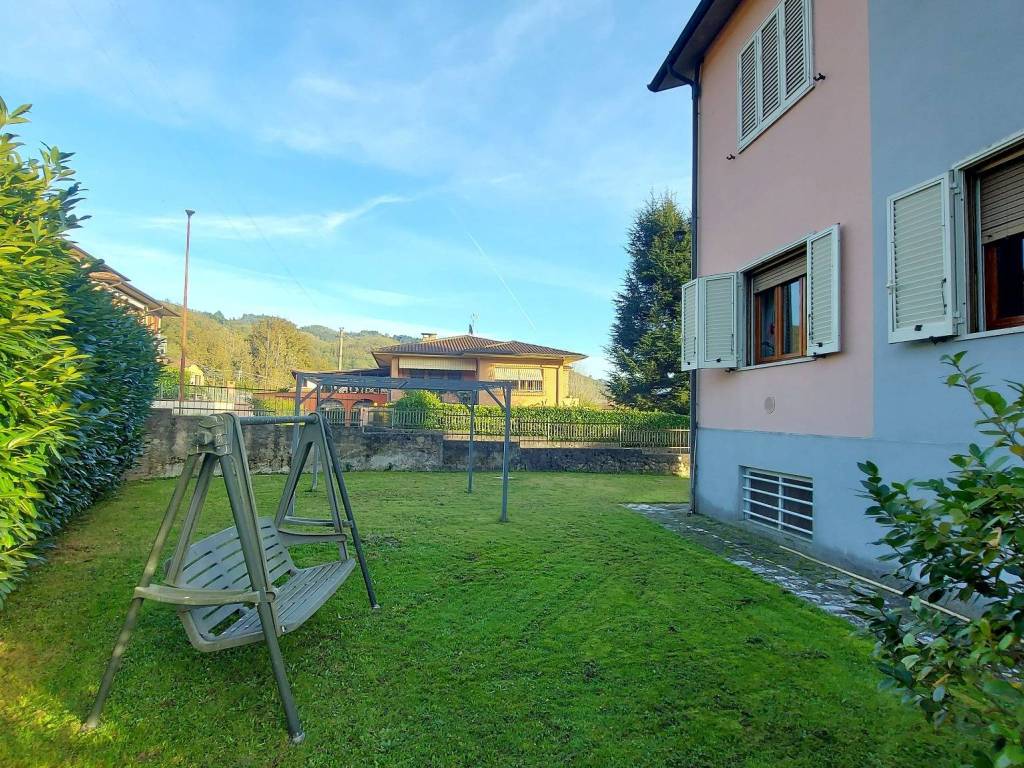 Villa a Coreglia antelminelli in Viale Francesco Castracani, 3 - Foto 4