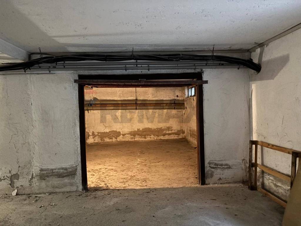 Box / garage a Varese in VIA MANIN, 30 - Foto 3