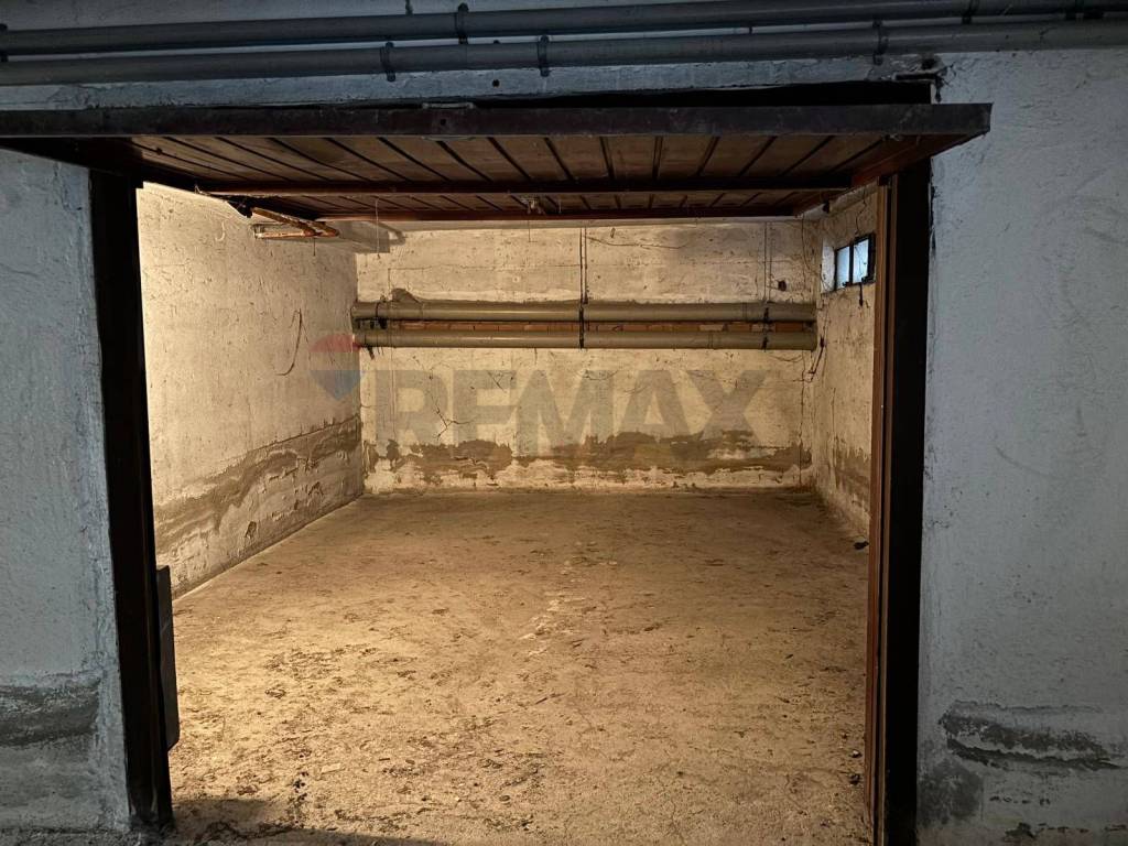 Box / garage a Varese in VIA MANIN, 30 - Foto 4