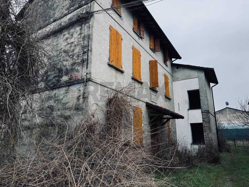Villa a Poviglio in via piccola, 10 - Foto 2