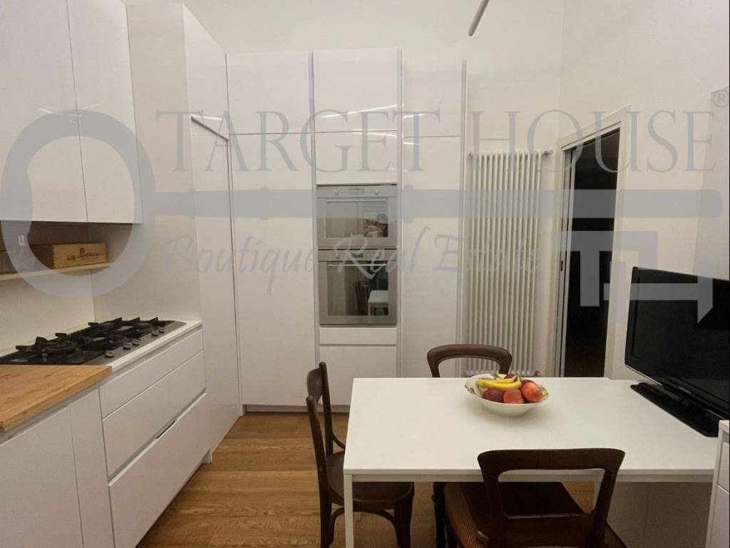 Appartamento a Como in Via Alessandro Volta - Foto 2