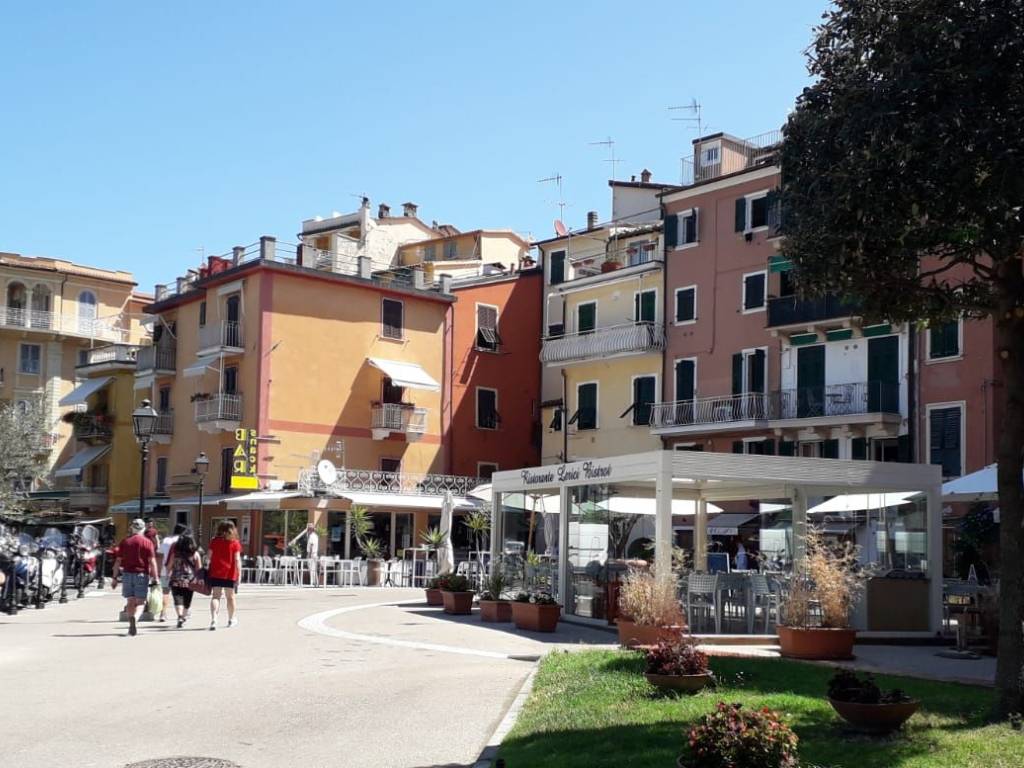 Appartamento a Lerici in Via Oronte Petriccioli - Foto 4