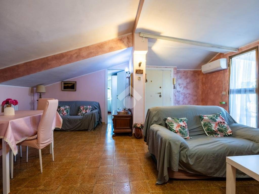 Appartamento a Colonna in Via Casilina, 6 - Foto 2
