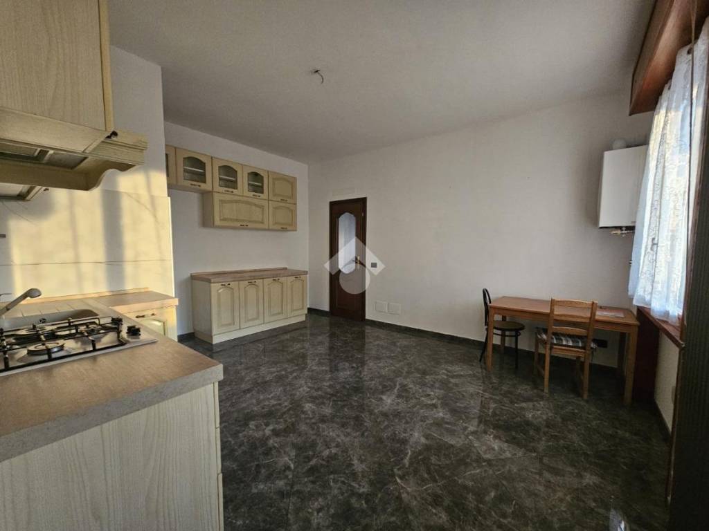 Appartamento a Salsomaggiore terme in Via Cristoforo Colombo, 14 - Foto 3