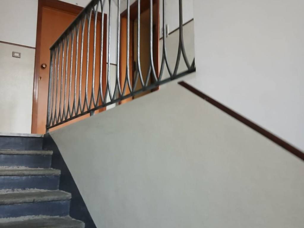 Palazzo / stabile a Alba in Corso Langhe 29 - Foto 4