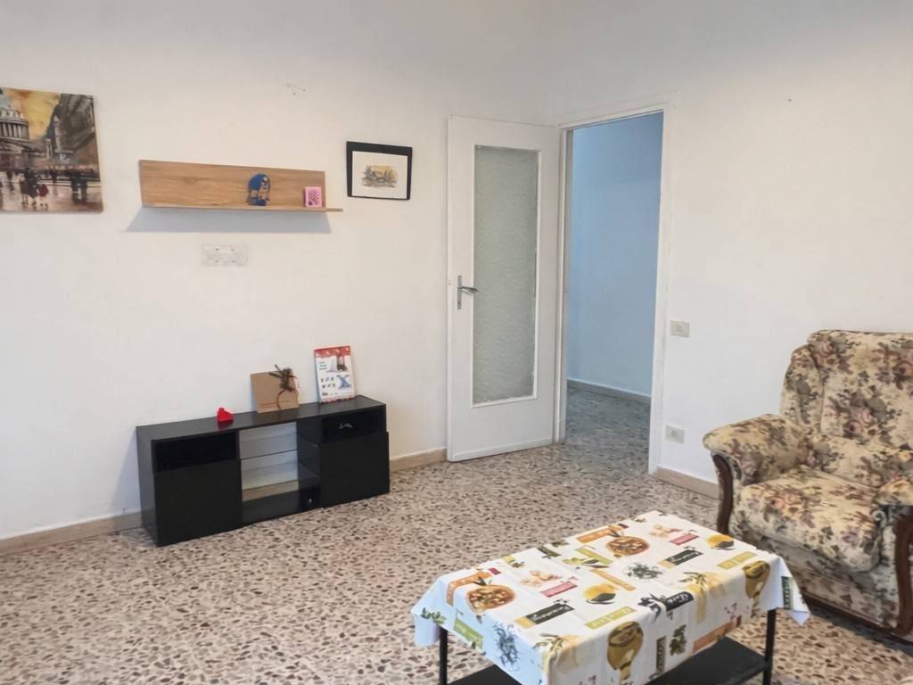 Appartamento a Erba in VIA MAZZINI, 2 - Foto 3