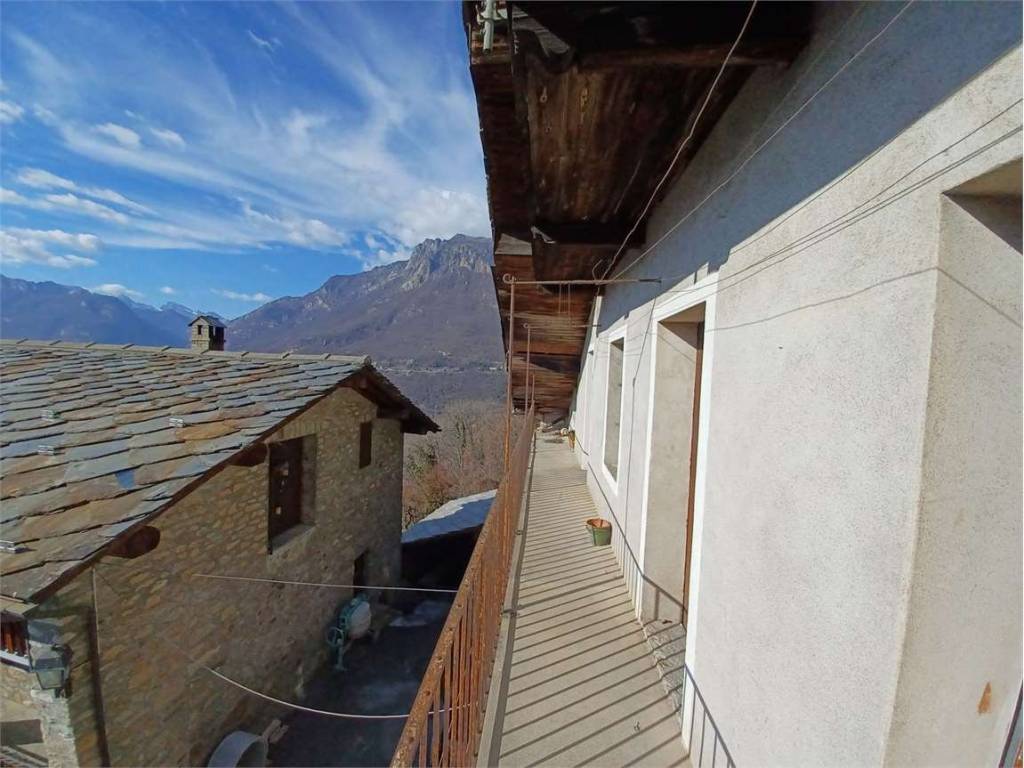 Casa indipendente a Pont-saint-martin - Foto 3