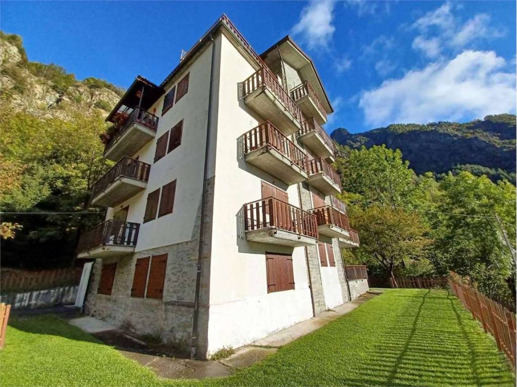 Appartamento a Champorcher in Regionale 2, 24 - Foto 2