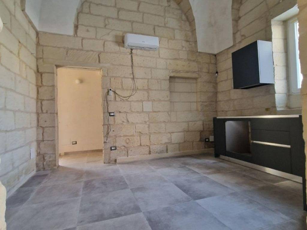 Casa indipendente a Lecce in Piazza Dante Alighieri - Foto 5