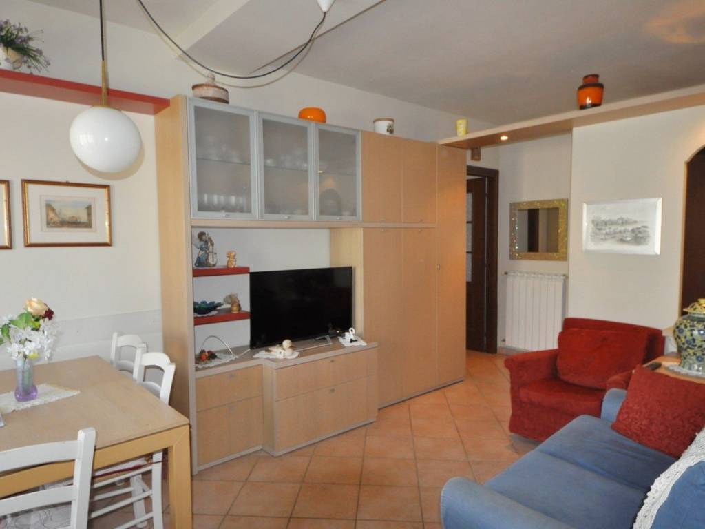 Appartamento a Montevarchi in Via Piave - Foto 2