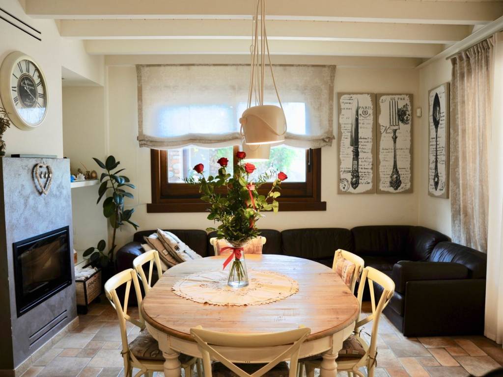 Villa a Castiglione delle stiviere in Palazzina S.N.C. - Foto 3