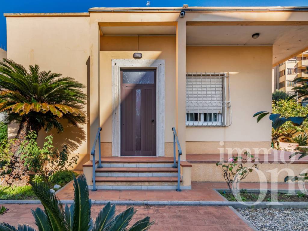Villa a Livorno in VIA GOITO , 141 - Foto 3