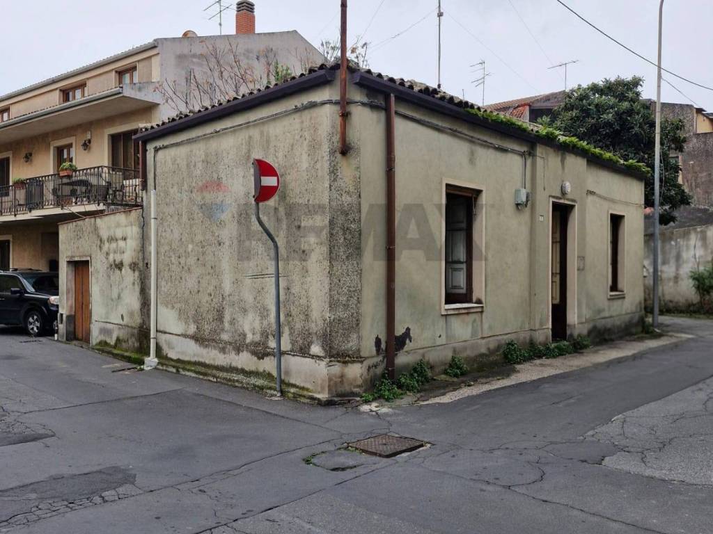 Casa indipendente a Belpasso in Via Quinta Traversa, 1 - Foto 2